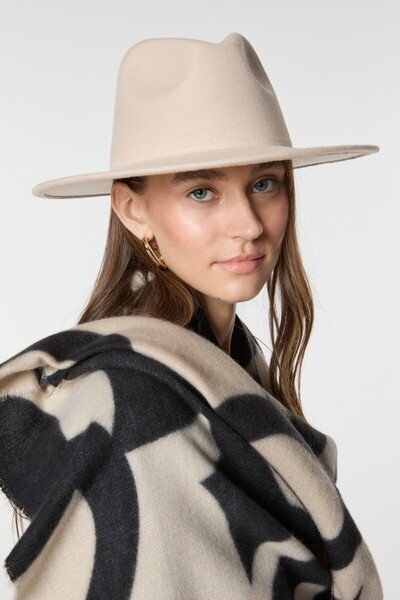 stravis Ecru Panama Hat