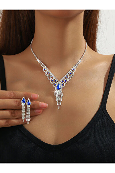 Take Two By Styli طقم عقد وأقراط مرصع بأحجار الراين