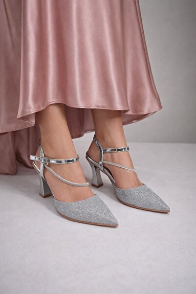 Peta The Sparkle of Elegance: Glittery Thin Heel Women's Shoes