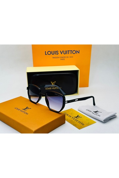 Louis Vuitton Louis Vuitton Square Classic Sunglasses