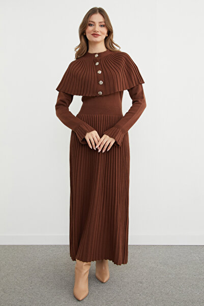 Fulla Moda فستان تريكو من Fullamodest بأكمام طويلة وتفاصيل أنيقة