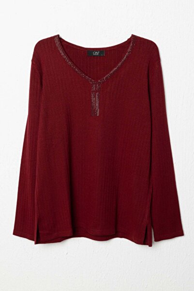 ON V-Neck Stone Embroidered Knitwear Sweater