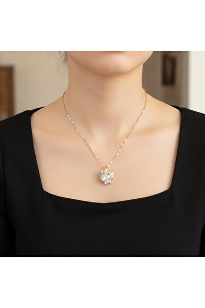 stainless steell قلادة من الفولاذ بتصميم قلب أزرق ثلجي لامع مع سلسلة ذهبية اللون