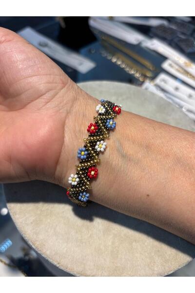 Handmade By HLY Handmade Floral Bracelet