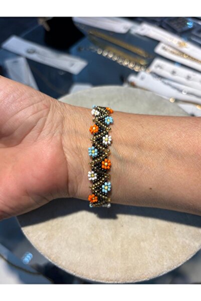 Handmade By HLY Handmade Floral Bracelet