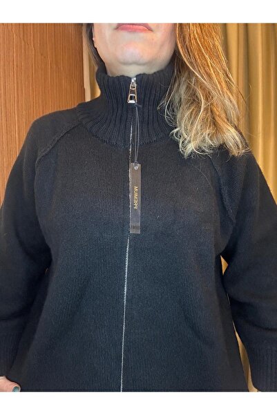 MU&ME BOUTİQUE Thick Cardigan with a High Collar