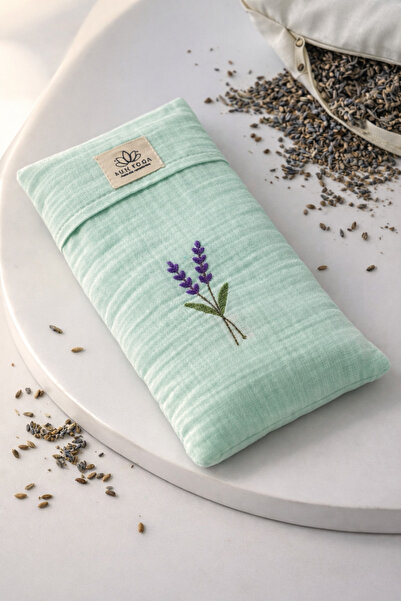 SUNYOGA وسادة عين للتأمل باللافندر – حجم كبير (للساڤاسانا والنوم) مطرزة باللو...