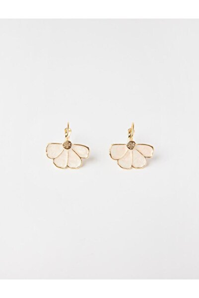 Jimmy Key Beyaz Yarım Papatya Figürlü Mine Detaylı Küpe