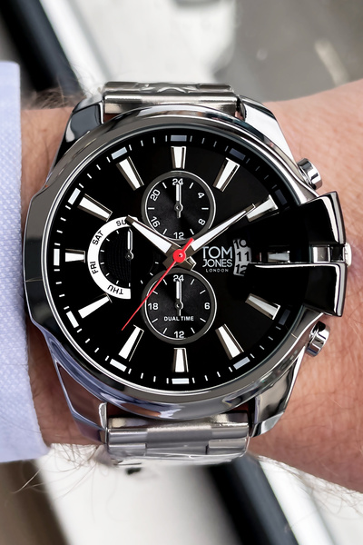 Tom Jones Erkek Kol Saati 3 Atm Su Geçirmez Gümüş Renk Çelik Kordon TJE2035C2