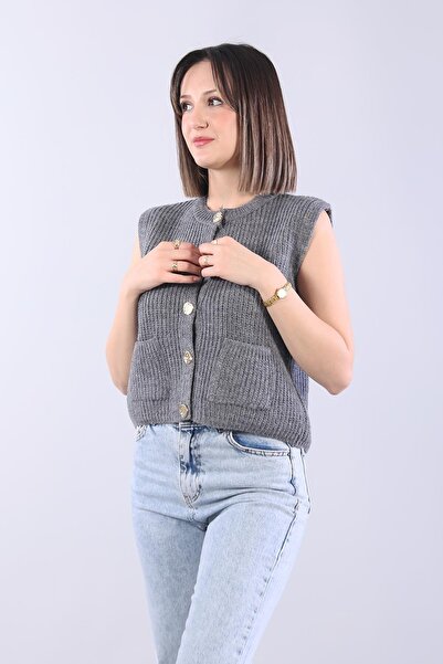 Mckanzie 01920 Buttoned Sweater with Pockets