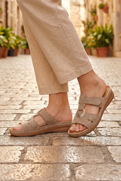 GEZER Papuci reglabili cu velcro din colecția de piele artificială pentru femei