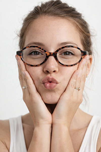 Houseofeyeris Cerena Leopard Frame Transparent Lens Oval Glasses – Uv400 – Ca...