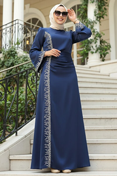 N.S NEVA STYLE Rochie de seară din satin bleumarin cu detalii cu mărgele 53361L