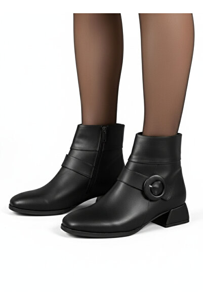 Hepici حذاء نسائي ذو جلد سميك باللون الأسود بإبزيم دائري وتصميم أنيق للاستخدا...