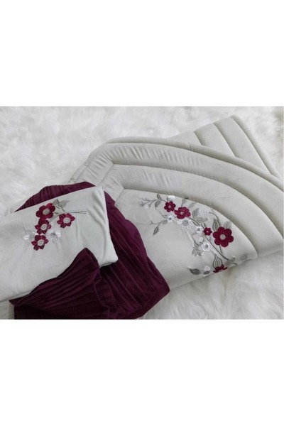 GENERAL مجموعة لافندر حصرية، سجادة صلاة مع ثوب صلاة، بنفسجي