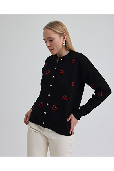 Tubik Women's Button Closure Heart Embroidery Detailed Knitwear Cardigan
