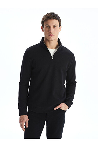 LC Waikiki سويت شيرت رجالي من مجموعة إلسيفا ذو ياقة عالية باللون الأسود