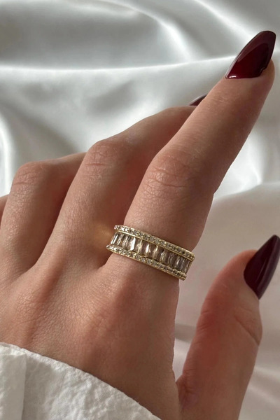 Vitastyle BAGET TARZ SIRALI TAŞ DETAYLI AYARLANABİLİR YÜZÜK