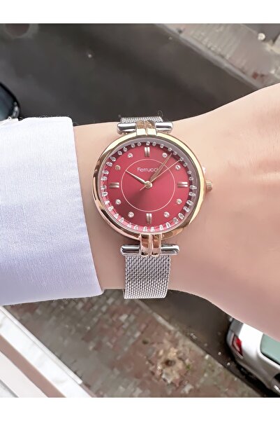 Ferrucci ليلك نسائي من الفضة الوردية - حبل معدني أنيق بإطار مع تفاصيل قلب وحجر