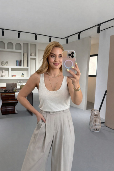 Sezgi Tekin Bluză din bumbac natural cu guler de piscină din seria specială