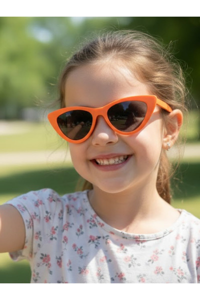 STAOOM UV Protection Children's Sunglasses and Glasses Box