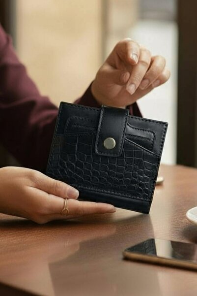 Classbag Γυναικείο πορτοφόλι με μοτίβο κροκόδειλου σε μαύρο χρώμα, λεπτομερές...