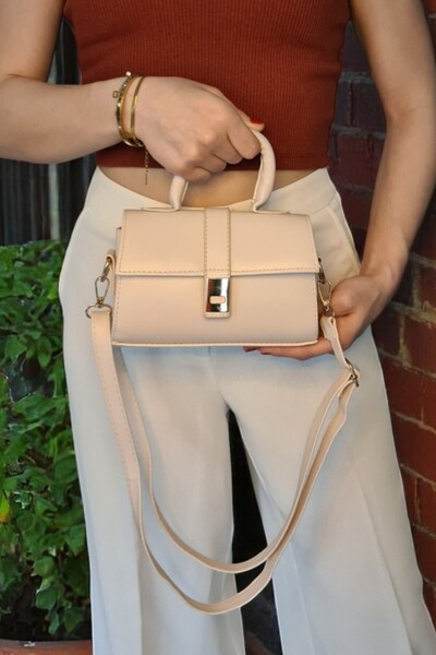 Classbag Γυναικεία τσάντα χεριού και ώμου Luna Cream Color Minimal με χρυσή π...