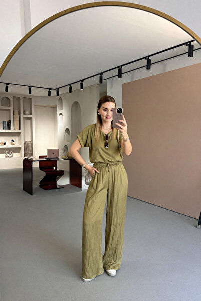 Sezgi Tekin Wrinkle Texture Blouse Pants Oil Green Satin Suit