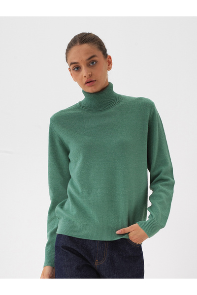 Xint Kadın Yeşil Yünlü Basic Balıkçı Yaka Kazak