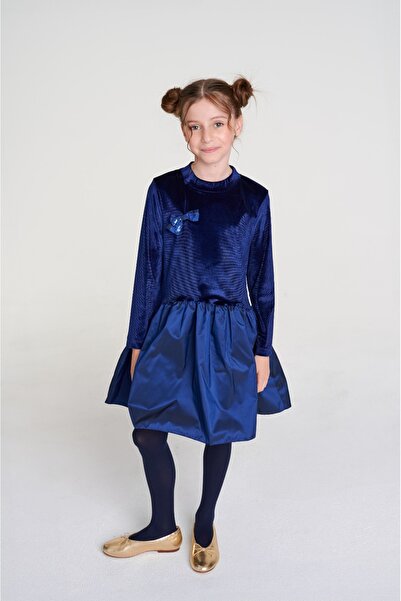 SheShe فستان باللون الأزرق الداكن من المخمل والتفتا