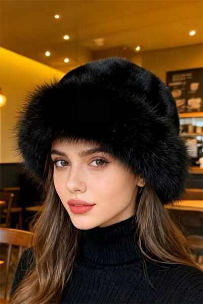 Pinty Design قبعة كالباك سوداء من الفرو الصناعي