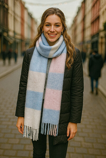 CİDDE شال نسائي محبوك بنقشة مربعات مع شراشيب