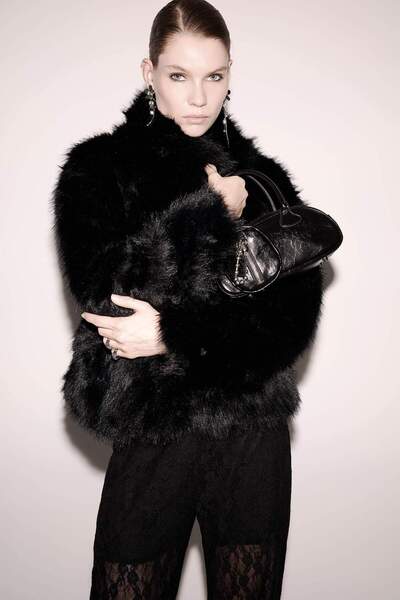 DeFacto Blană artificială scurtă cu potrivire normală F5563AX25WN