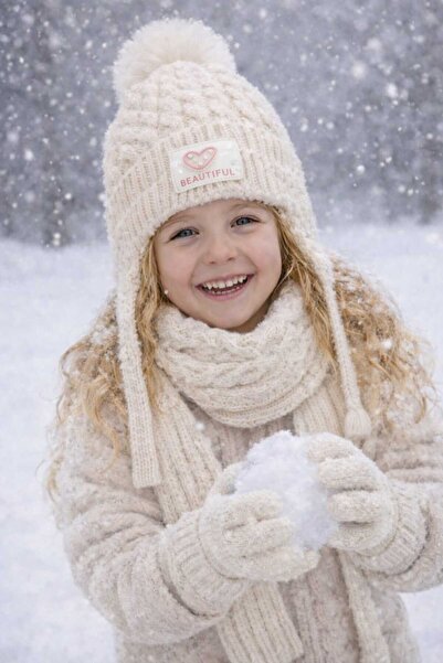 Kitti KREM RENGİ İÇİ PAMUK PENYE ASTARLI KIZ ÇOCUK ATKI BERE ELDİVEN TAKIMI