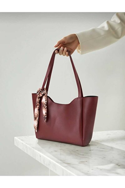 ÖZÜM TAKI Geantă de umăr pentru femei, cu detaliu eșarfă, de dimensiuni mari,...