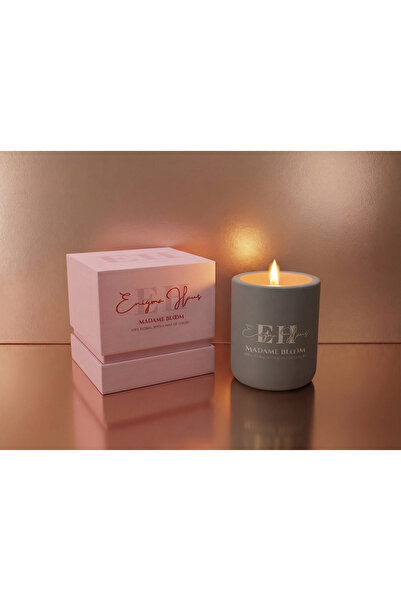 Enigma Haus MADAME BLOOM