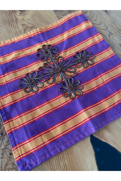 Bohemian غطاء وسادة منسوج يدويًا من القطن العضوي المخطط بأسلوب بولدان