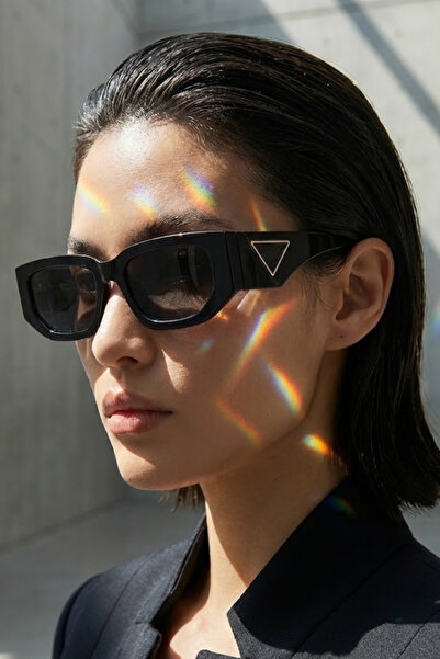 Kinary نظارات شمسية واقية للجنسين Uv400 باللون الأسود اللامع 1077