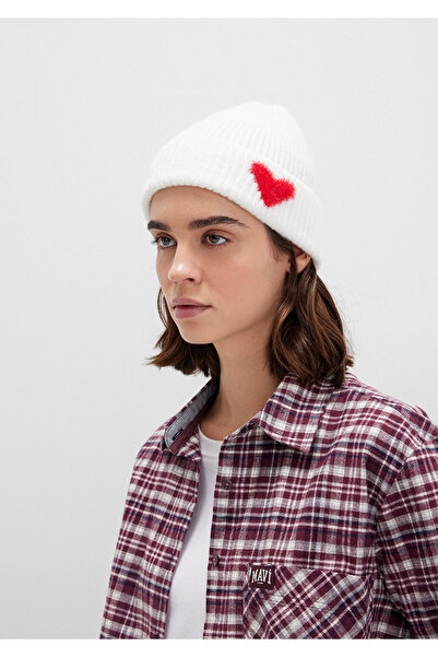 Mavi Weiße Baskenmütze mit Herzdetail 1913605-20454