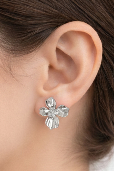 Crc Bijuteri أقراط فضية على شكل زهرة - أقراط نسائية من المجوهرات الاصطناعية