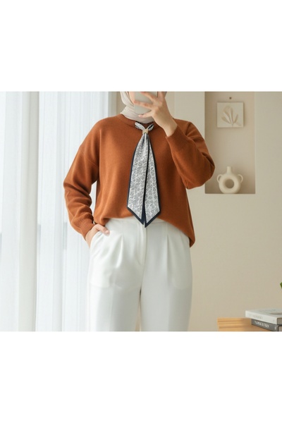 Vaniza Crew Neck Scarf Casual Knit Sweater