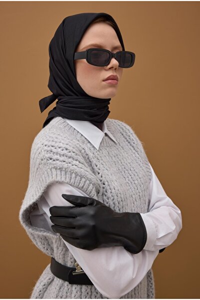 HEQA Black Soft Crochet Scarf