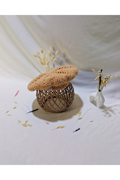 Venezzia Atelier Hand Knitted Women's Painter Beret - Latte Doa French Beret