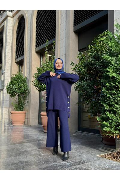 GK Gold Button Detailed Knitwear Set