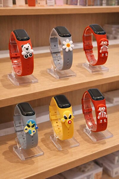 Uni KIRMIZI FİGÜR DETAYLI LED ÇOCUK AKILLI SAATİ