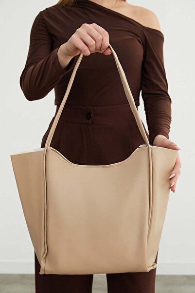 Fulla Moda Faux Leather Zippered Shoulder Bag