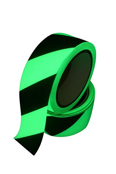 Fosforlu Kaydırmaz Zemin Uyarı Bandı – Eğimli Çizgili Güvenlik Şeridi (50 mm x 1 m)
