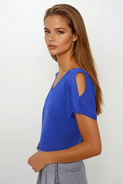 Trend Alaçatı Stili Kadın Saks Ajurlu Kolları Yırtmaç Detaylı Triko Bluz Vs00264