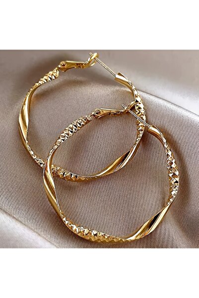 Choice أقراط دائرية كبيرة أنيقة بتصميم هندسي ذهبي اللون، مصنوعة من المعدن الس...