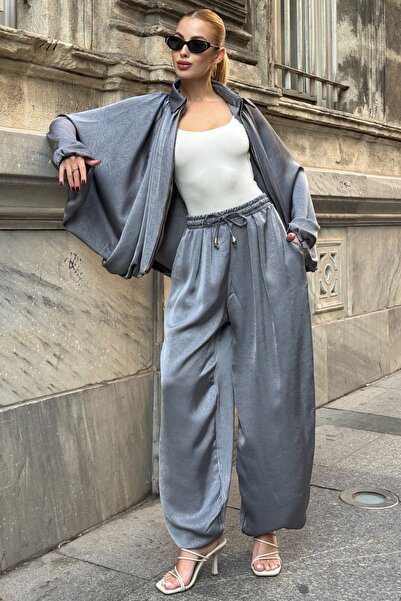 Trend Alaçatı Stili Women's Smoked Polo Collar Batwing Sleeve Zipper Closure Jacket and Elastic Waist Pants Loose Suit Vs0120